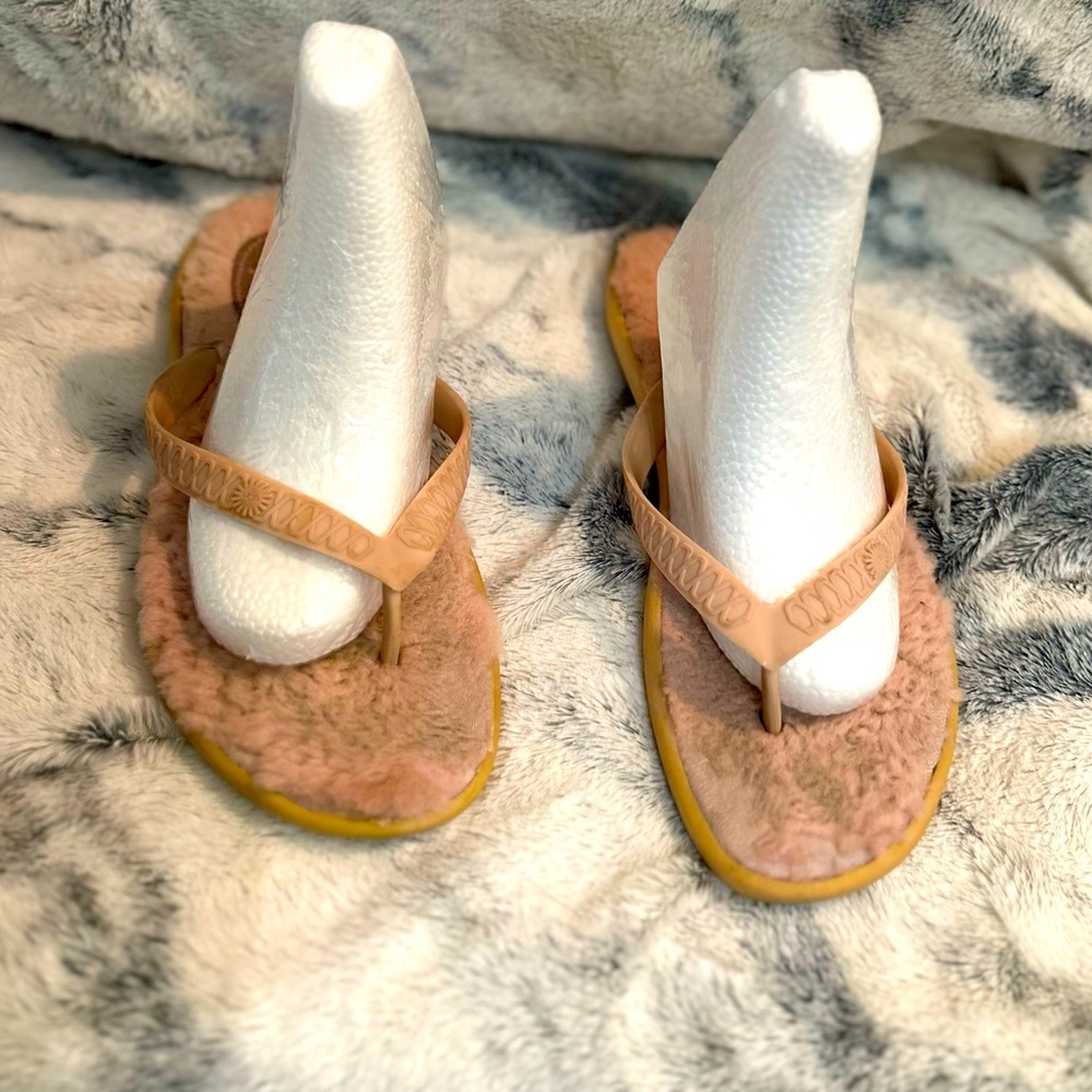 UGG sherpa lined pink flip flops